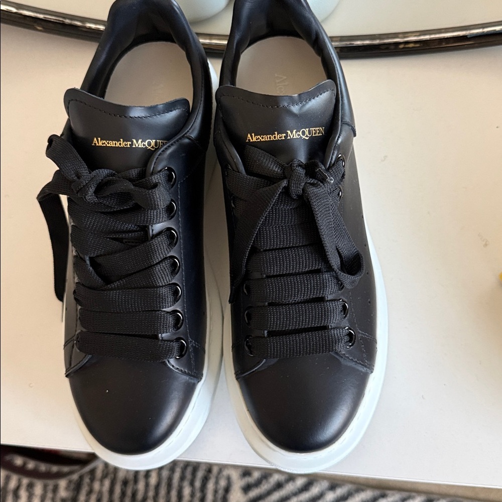 Alexander McQueen sneakers - Picture 7 of 7